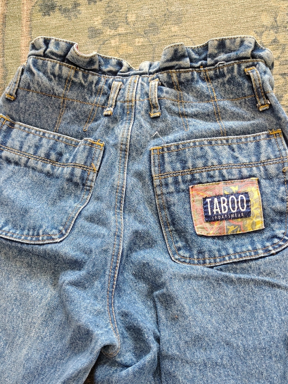 Vintage Saved By The Bell High-Waist Blue Denim Jeans - Picture 4 of 9